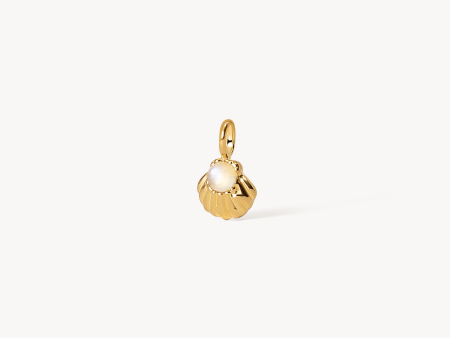 Golden Shell Charm Online